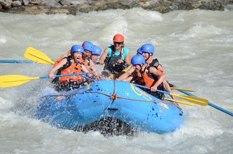 whitewater rafting on Kicking Horse River 